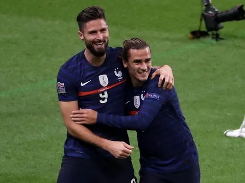 "Lão tướng" 34 tuổi tỏa sáng ở ĐT Pháp, Chelsea mừng hay lo?