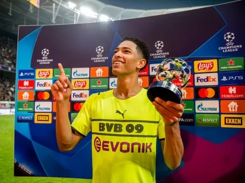 M.U dẫn đầu cuộc đua chiêu mộ báu vật tiếp theo của Dormund sau Sancho