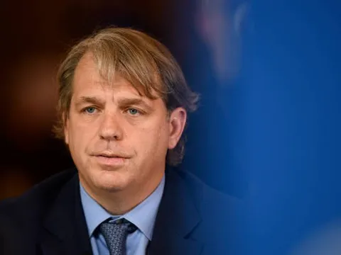 Chủ mới Chelsea lập tức có động thái đúng đắn trên TTCN