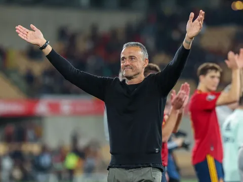 Xác nhận khả năng Luis Enrique dẫn dắt Man Utd