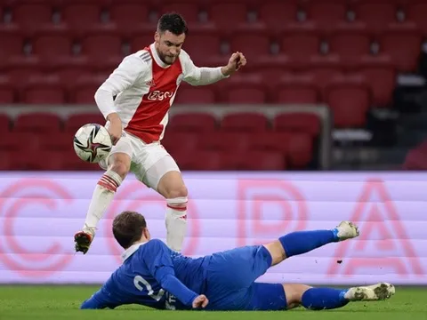 CĐV Chelsea: "Hãy chiêu mộ ngay cậu ấy"