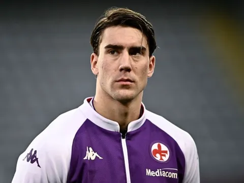 Vlahovic được cho là sai lầm khi không chọn Arsenal