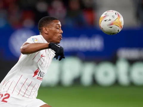 Anthony Martial thể hiện ra sao trong trận đấu ra mắt Sevilla?