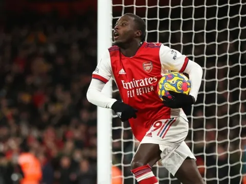 "Bản HĐ 72 triệu của Arsenal, thành thật mà nói là một thất bại"