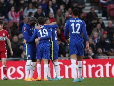 Siêu phẩm xuất hiện, Chelsea vào bán kết FA Cup