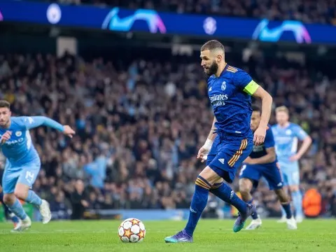 "Sự táo bạo, kiêu ngạo tuyệt đối trong cú panenka của Benzema"