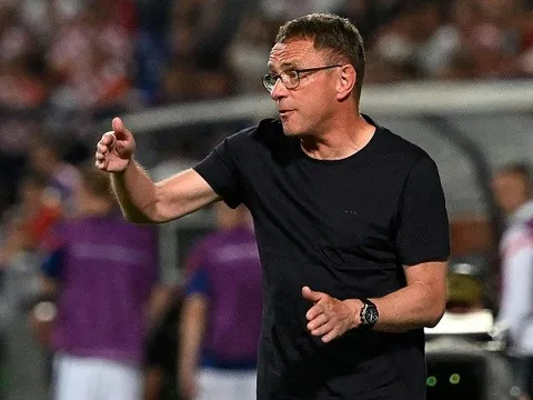 Rời M.U, Rangnick chứng minh đẳng cấp bậc thầy