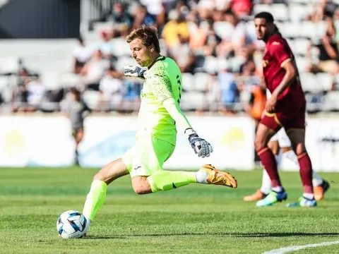 Thay Dean Henderson, M.U nhắm đồng hương của Ten Hag