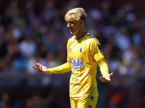 Chelsea nhận báo giá 50 triệu bảng