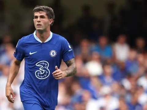 Carragher: "Tôi không nghĩ cậu ta đủ giỏi để đá cho Chelsea"