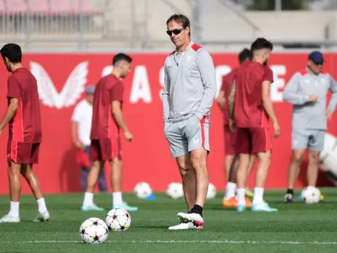Wolves nhắm HLV từng hạ M.U ngay 'trước cửa thiên đường'