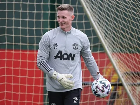 Mark Bosnich: "Anh ấy sẽ thay thế De Gea trong khung gỗ Man United"