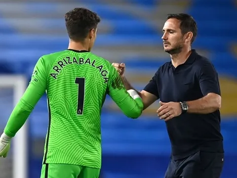 XONG! Lampard lên tiếng, tương lai của Kepa được định đoạt