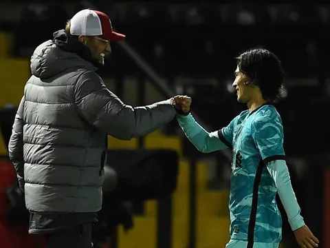 Liverpool đại thắng, Jurgen Klopp tìm ra giải pháp cho Minamino