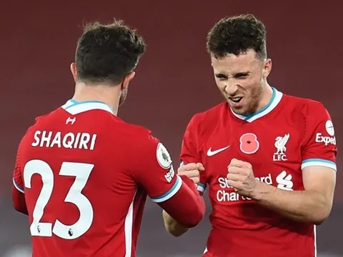 Liverpool "lội ngược dòng", Klopp trải lòng về Jota và Shaqiri
