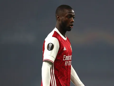 CĐV Arsenal chia rẽ vì màn trình diễn của Nicolas Pepe
