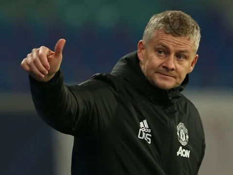Schmeichel kêu gọi BLĐ Man Utd định đoạt tương lai Solskjaer