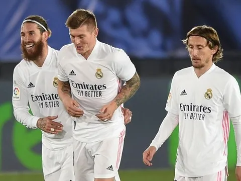 Sao Real Madrid: "Chúng tôi chỉ là những con rối của UEFA và FIFA"