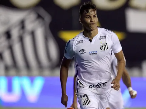 Edu "đi trước đón đầu", mang Ronaldo 2.0 về khuấy đảo Premier League