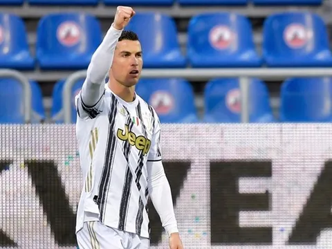 Đáp trả anti-fan, Ronaldo bị "bố già" chỉ trích thậm tệ