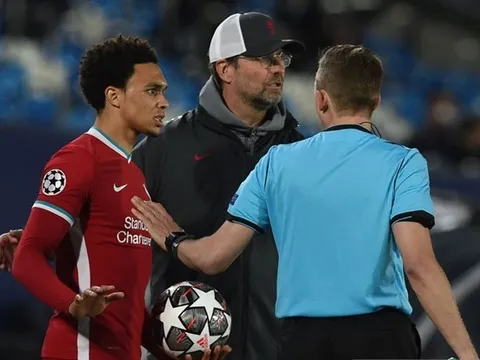 CHÍNH THỨC! Alexander-Arnold thi đấu tệ hại, Liverpool phải lên tiếng