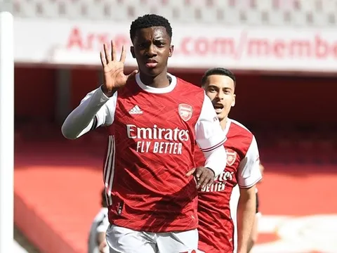 "Người hùng" Arsenal cay đắng thừa nhận sự thật về VAR