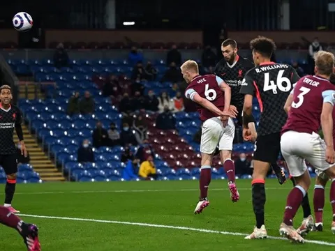 CĐV Liverpool điểm mặt cái tên chói sáng trước Burnley