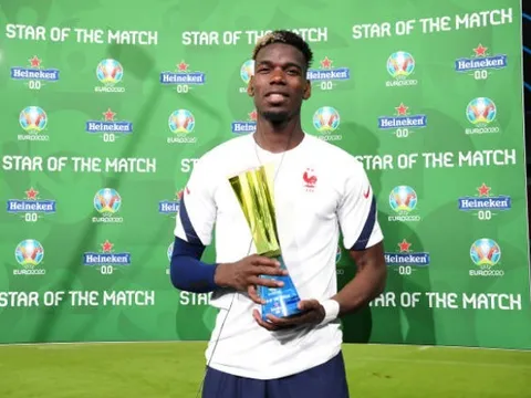 "Tôi tự hỏi Pogba đã làm gì tại Man Utd cả năm nay"