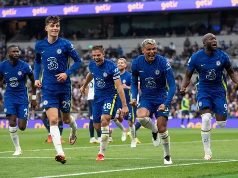"Tôi không thấy CLB nào có thể đánh bại Chelsea ở Premier League"