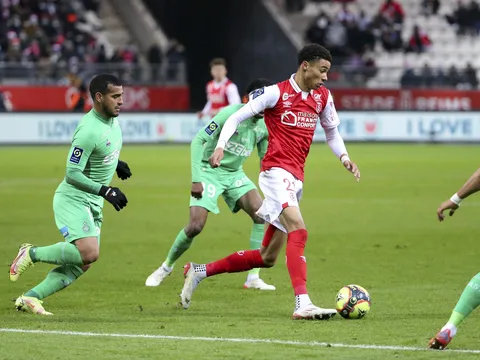 Arsenal tái khởi động kế hoạch với tiền đạo 1m90