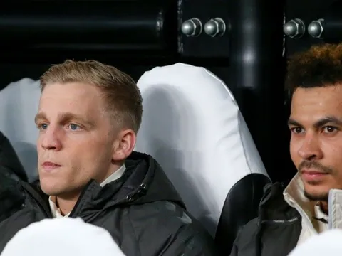 Xếp Van de Beek dự bị, Lampard nói lời thật lòng