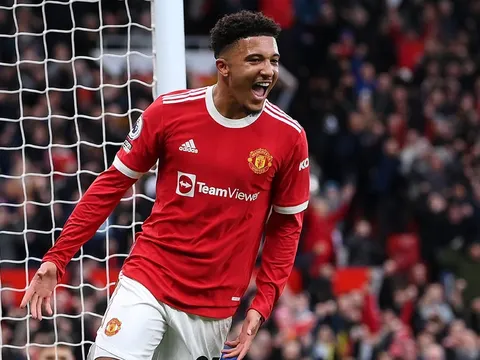 Nhìn Sancho, mới thấy Luke Shaw đã đúng