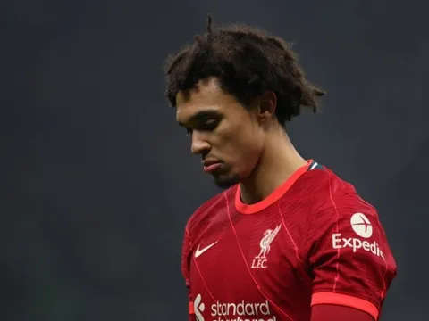 Rõ lý do Alexander-Arnold vắng mặt khi Liverpool đối đầu Norwich