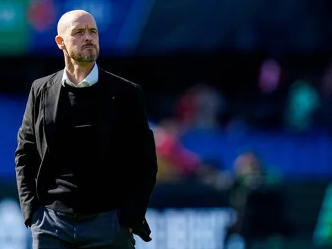 "Tôi không nghĩ rằng cậu ấy sẽ tiếp tục chơi bóng cho M.U"