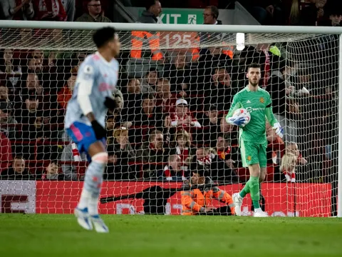 Man Utd còn tệ hại hơn cả đội đang đua trụ hạng