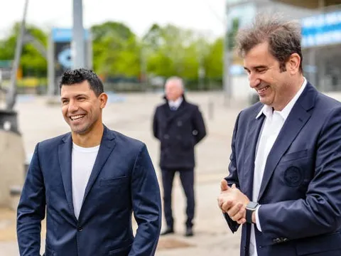 Gạch tên M.U, Aguero chỉ ra 4 ứng viên vô địch Premier League