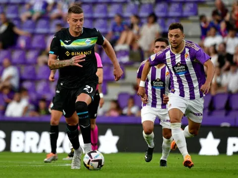 Tiền vệ hàng đầu từ chối Arsenal, chọn Man Utd