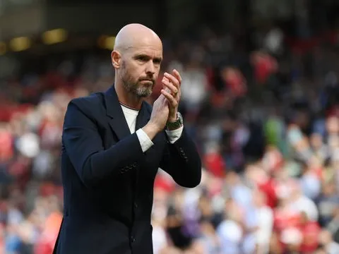 2 cầu thủ M.U bị chê không đủ trình đá cho Aston Villa