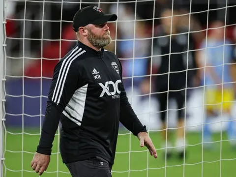 Nỗi xấu hổ 0-6 của Wayne Rooney