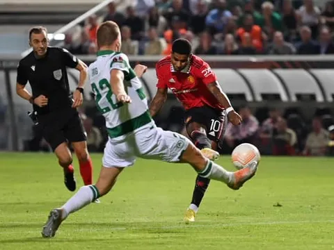 5 điểm nhấn Omonia 2-3 Man Utd: Quyết định khó hiểu; Thất vọng nhân đôi