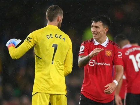 Martinez ngả mũ trước ngôi sao Man Utd