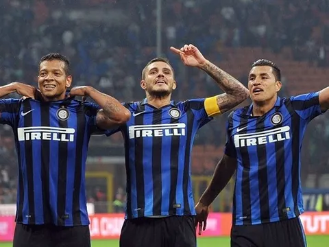 CHOÁNG! Đánh cha mẹ, cựu sao Inter bị cảnh sát bắt giữ