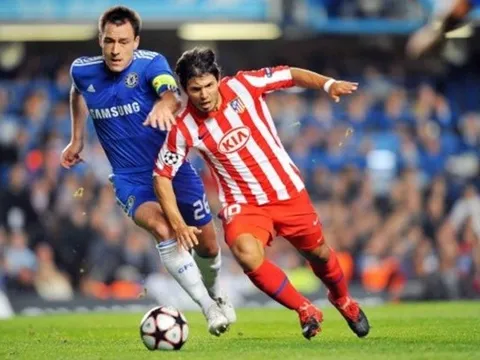 Vì sao Terry ngăn cản Chelsea chiêu mộ Aguero?