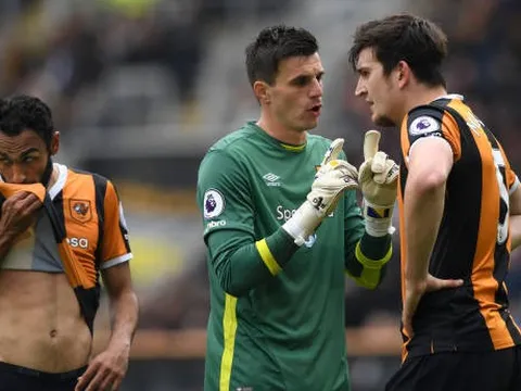 Đồng đội cũ chê Maguire không đủ trình chơi cho Man Utd