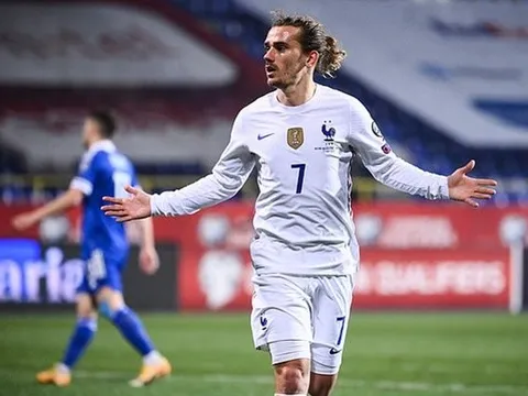 Ghi bàn mẫu mực, Griezmann một tay giành 3 điểm cho Pháp