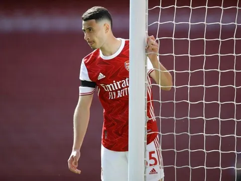 Volley ghi bàn, Aubameyang dùng 1 từ mô tả Martinelli