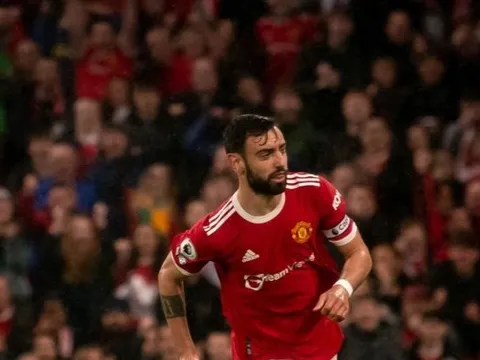 Ghi bàn trở lại, Bruno Fernandes gửi thông điệp đanh thép