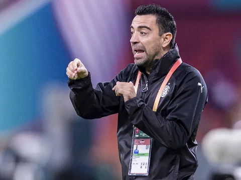 Gia hạn hợp đồng, Xavi thêm điều khoản được trở lại Barca