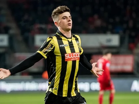 Giám đốc sân sau làm rõ sự thật gián đoạn với Chelsea trên TTCN