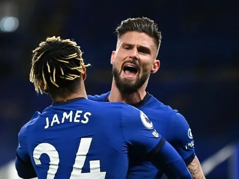 Giroud lại ghi bàn, Lampard nói luôn 1 câu